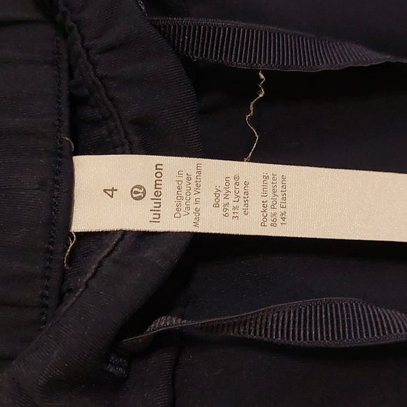Lululemon Bundle - Jet Pants and On the Fly Pants - Picture 10 of 10